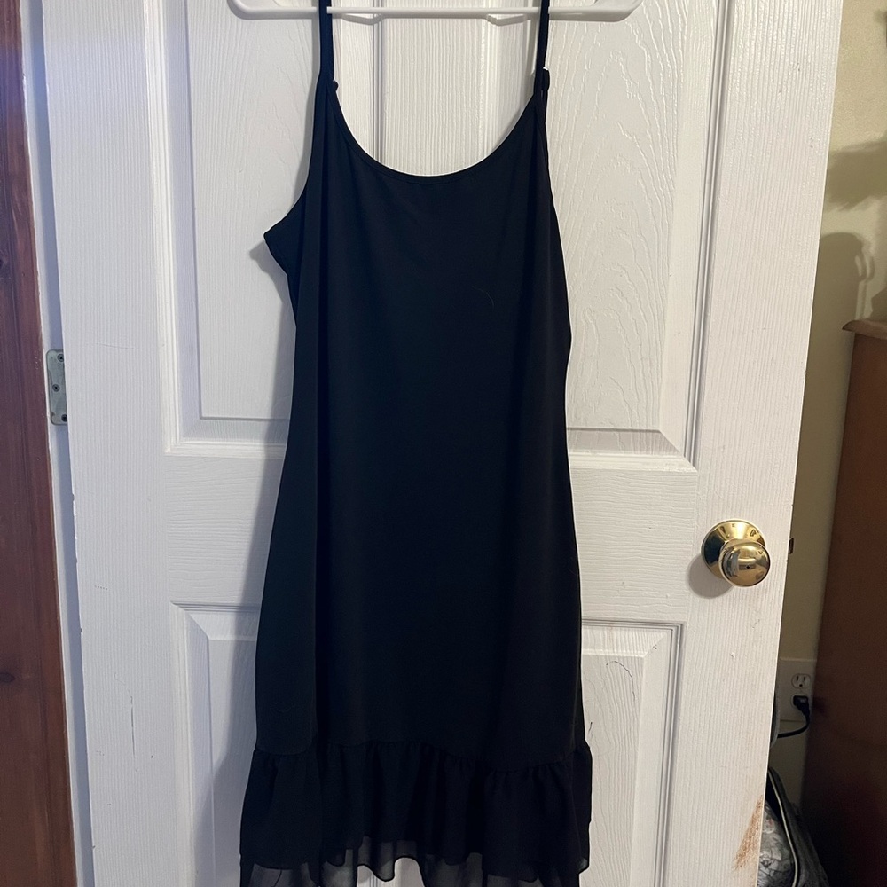 ❗️SOLD❗️Elegant Black Sleeveless Dress